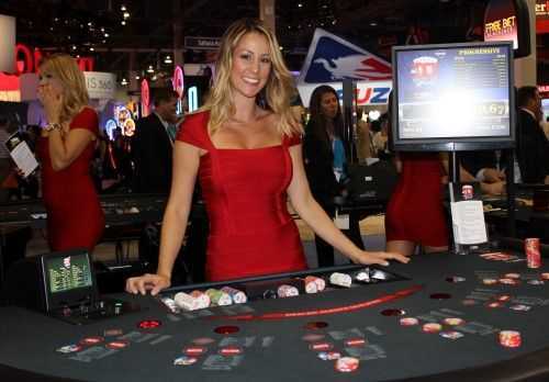 Play DJ Wild Stud Poker