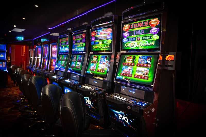 Play Blazing City Night