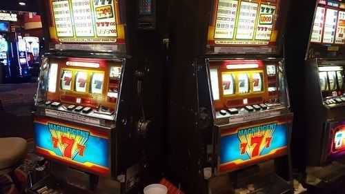 Play The Magnificent Seven Reloaded by Ainsworth