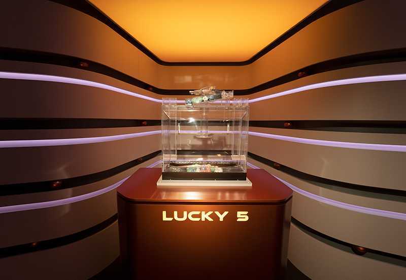 Play Lucky 5 by Betgames