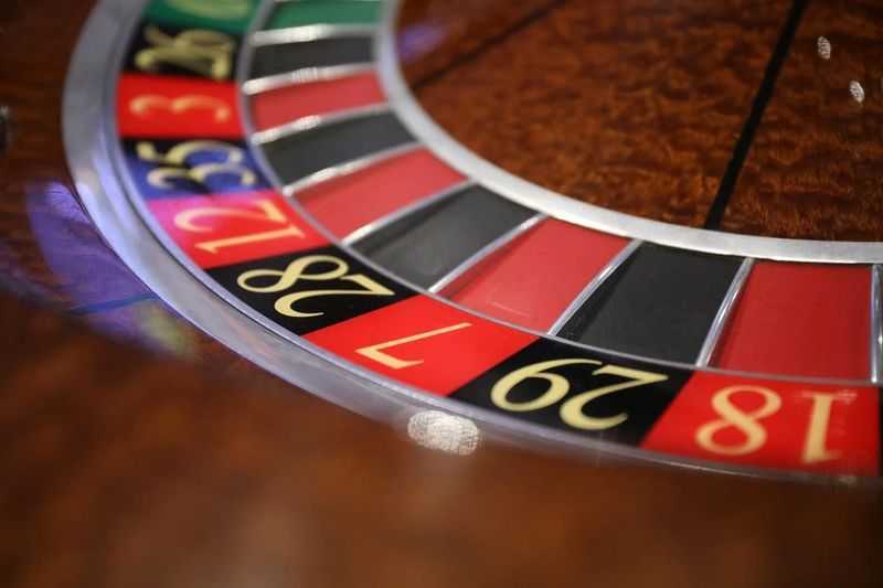 Play European Roulette Announced Bets by Tom Horn Gaming